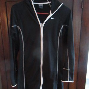 NIKE Women's Small 4-6 Black & White Hoodie
